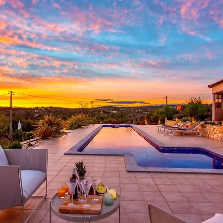 Private Oasis In Algarve With Pool & Fruit Garden *