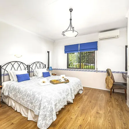 Private Oasis In Algarve With Pool & Fruit Garden 빌라 롤레