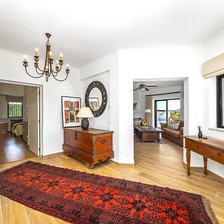 빌라 Private Oasis In Algarve With Pool & Fruit Garden 롤레